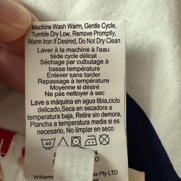 Pottery Barn Kids queen sized shark flat sheet - 100% cotton - fish - ocean - Picture 7 of 7